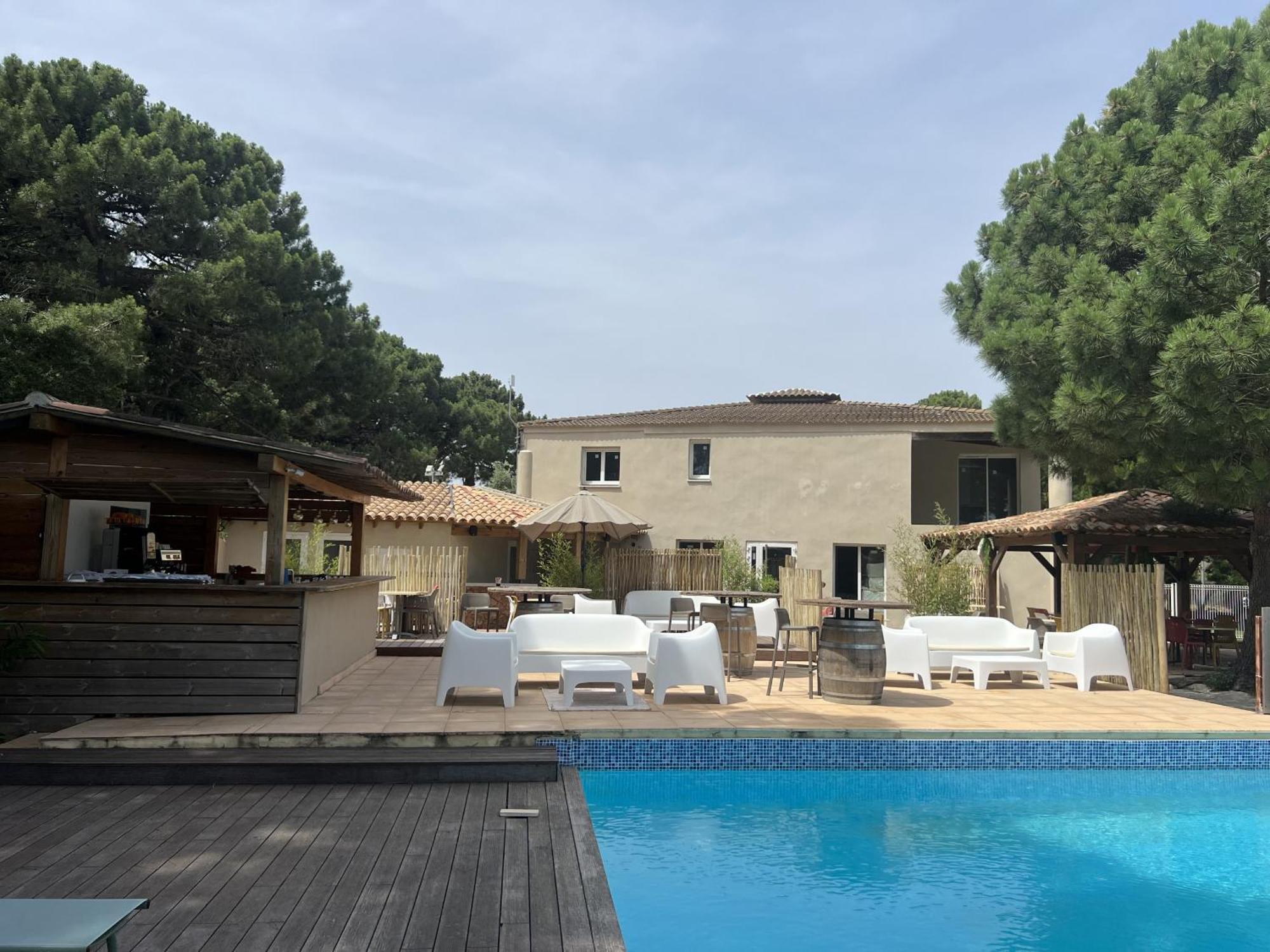 Fiori Di Cala Rossa Residence Hoteliere Lecci Exterior photo